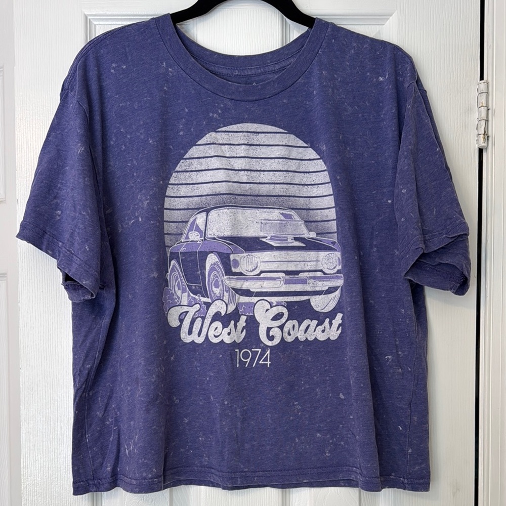 💖3/$15💖 Rebellious One West Coast Crop Top